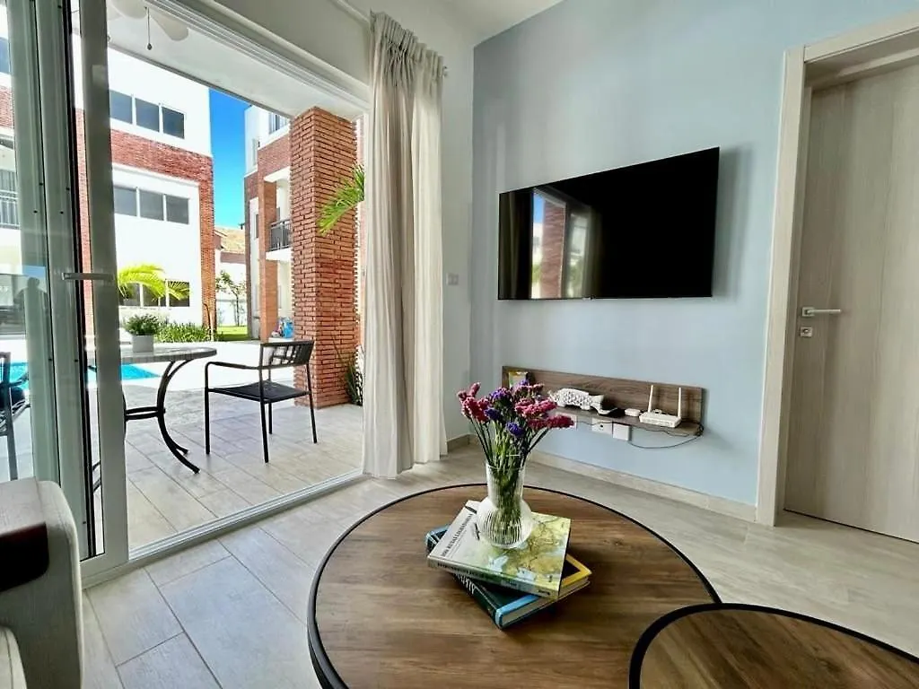 Charming 2Bdr Pool View Walking To Bavaro Beach Punta Cana Apartment
