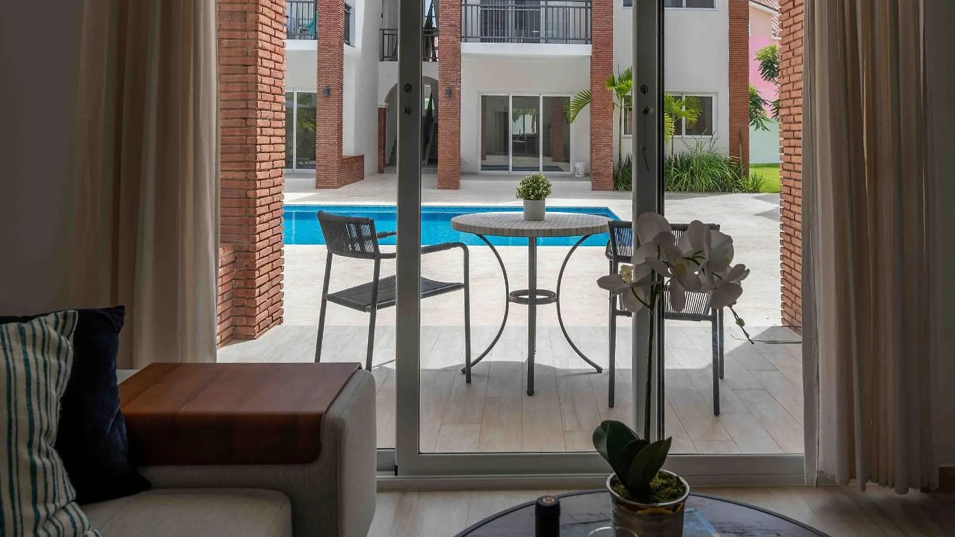 Charming 2Bdr Pool View Walking To Bavaro Beach Punta Cana