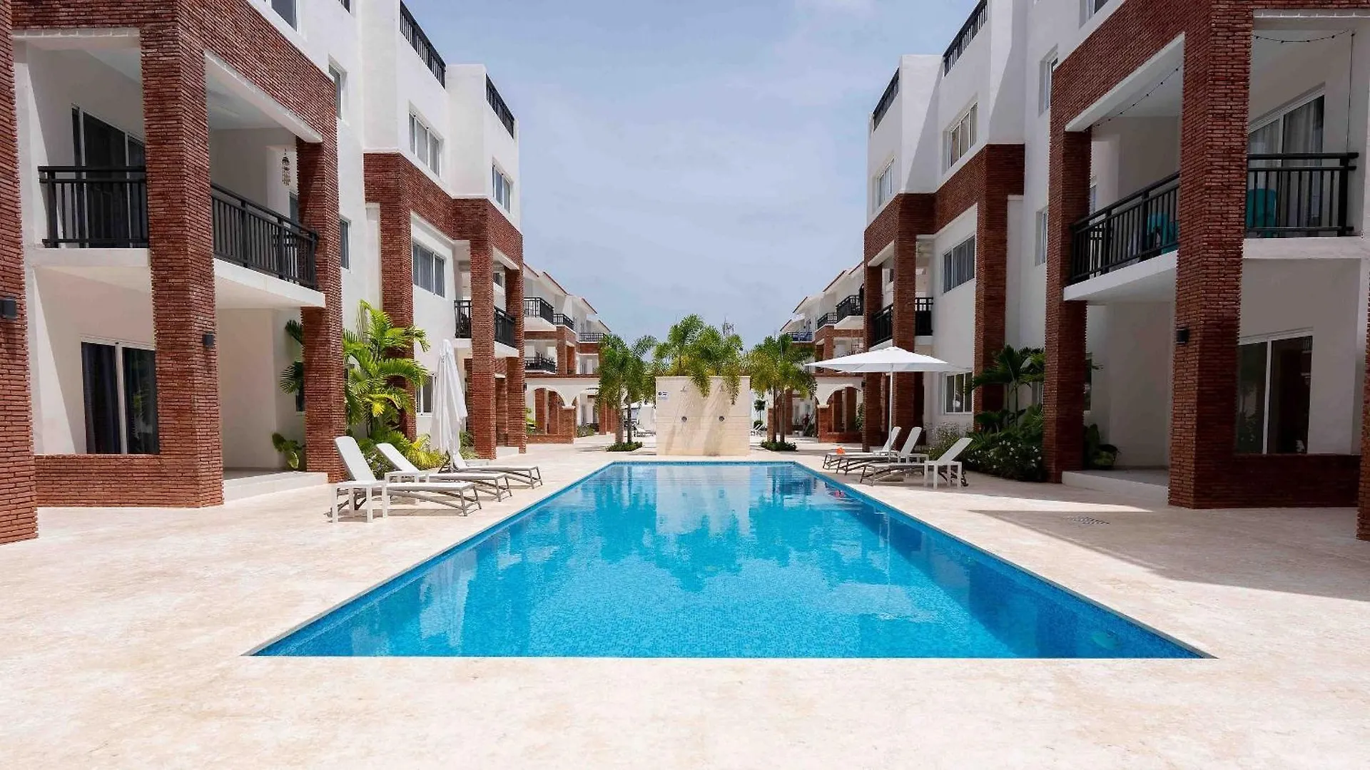 Charming 2Bdr Pool View Walking To Bavaro Beach Punta Cana Apartment